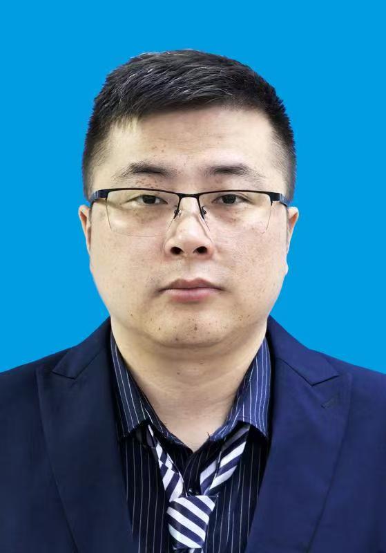 尹伊律师